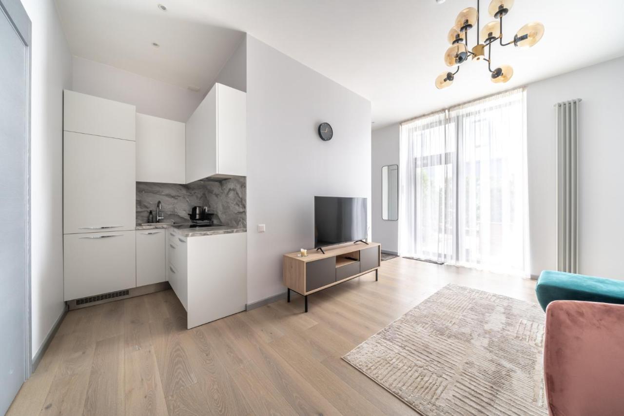 New Comfortable 2 Bedroom Cottage W/Big Terrace Jurmala Bagian luar foto