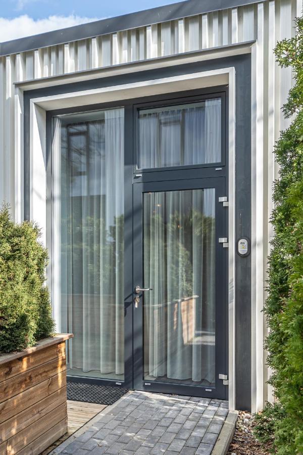 New Comfortable 2 Bedroom Cottage W/Big Terrace Jurmala Bagian luar foto